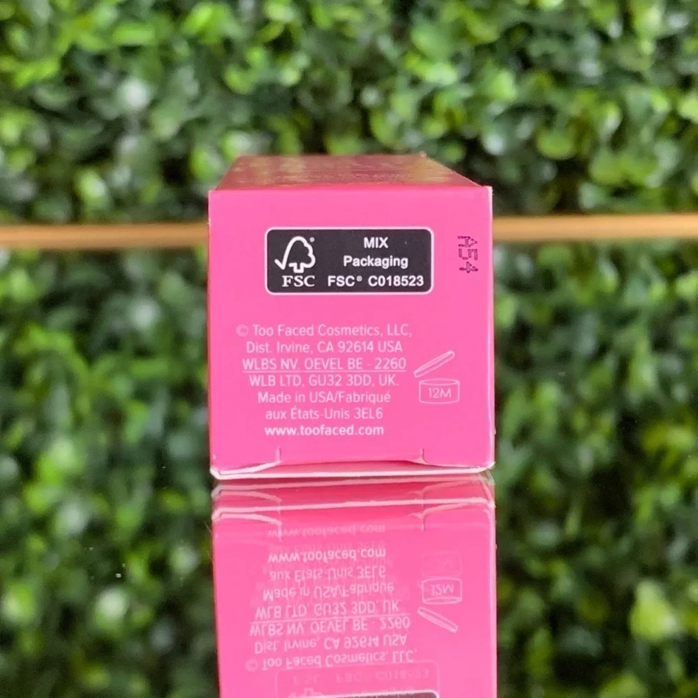 Too Faced BUBBLE GUM Kissing Jelly Gloss | NEW | Hydrating Lip Oil Gloss